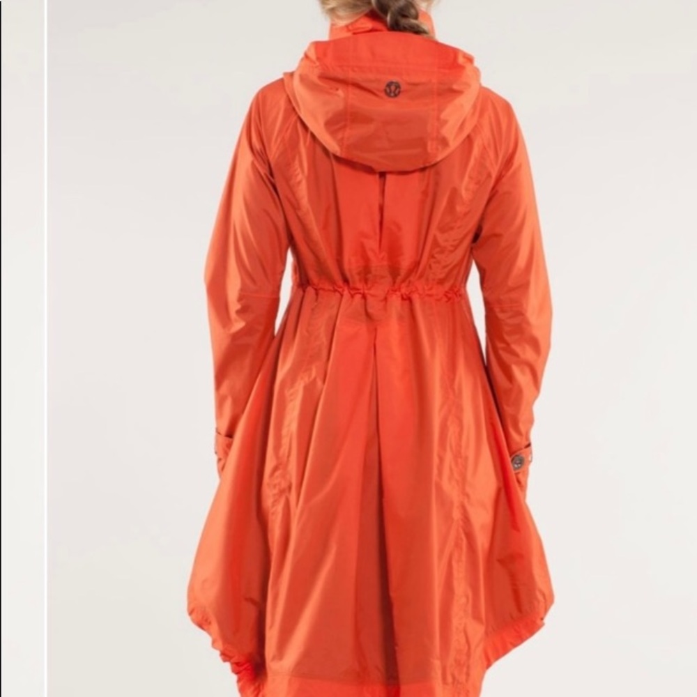 lululemon RIDE ON RAIN JACKET Orange Raincoat Size 6